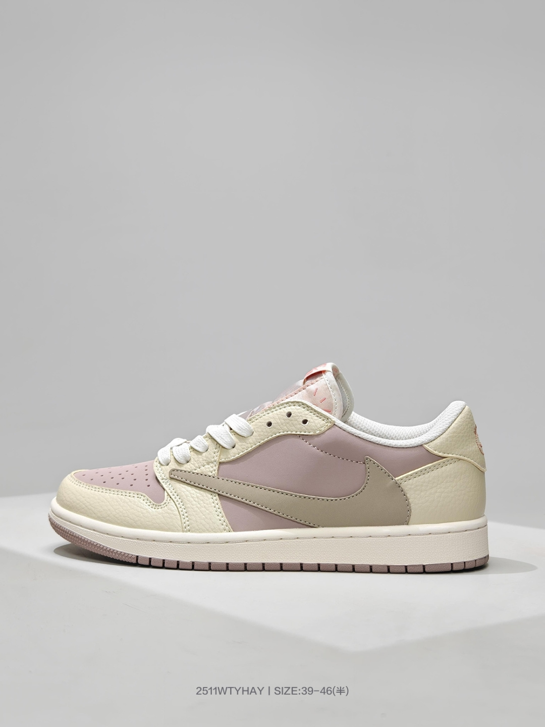 采用软质牛剖革组合猪巴革鞋面材质,鞋垫嵌EVA缓震物料,内置气垫及耐磨橡胶大底❗️乔丹Air Jordan 1 Low AJ1乔1 倒勾低帮休闲复古文化运动板鞋 货号: DM7866 492 编号:2511WTYHAY