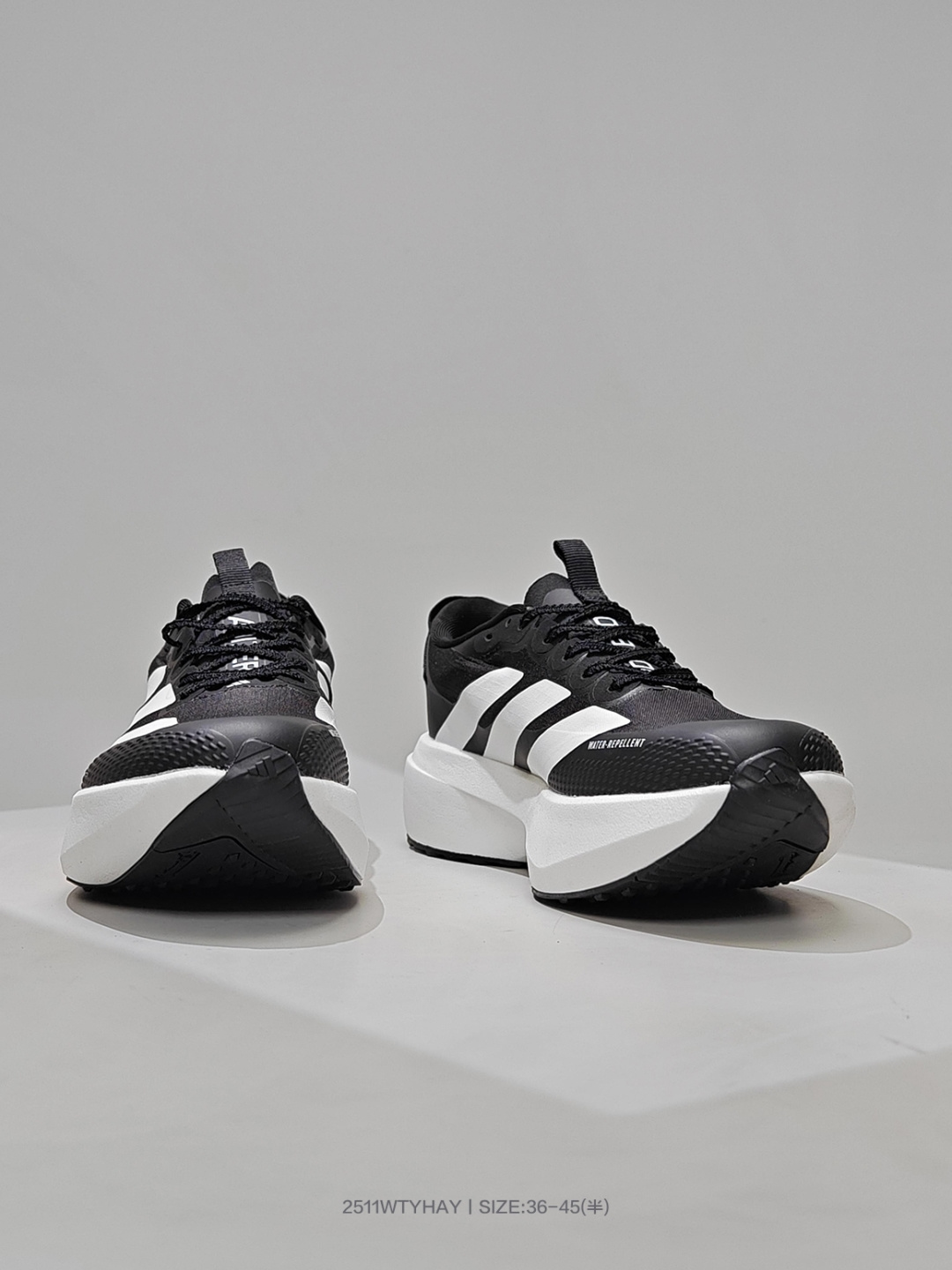 💰💰160
阿迪达斯 ADIDAS ADIZERO EVO SL 运动舒适防滑耐磨低帮跑步鞋 KK0312
阿迪达斯革新力作!「破纪录轻跑鞋」adiZero Adios Pro EVO 极致轻盈的Lightweight Upper设计,带来近乎裸足的舒适体验。中底采用尖端科技,Lightstrike Pro材料经过精细调校,实现卓越缓震与轻量化的完美结合
码数:36 36.5 37 38 38.5 39 40 40.5 41 42 42.5 43 44 44.5 45
编号:2511WTYHAY