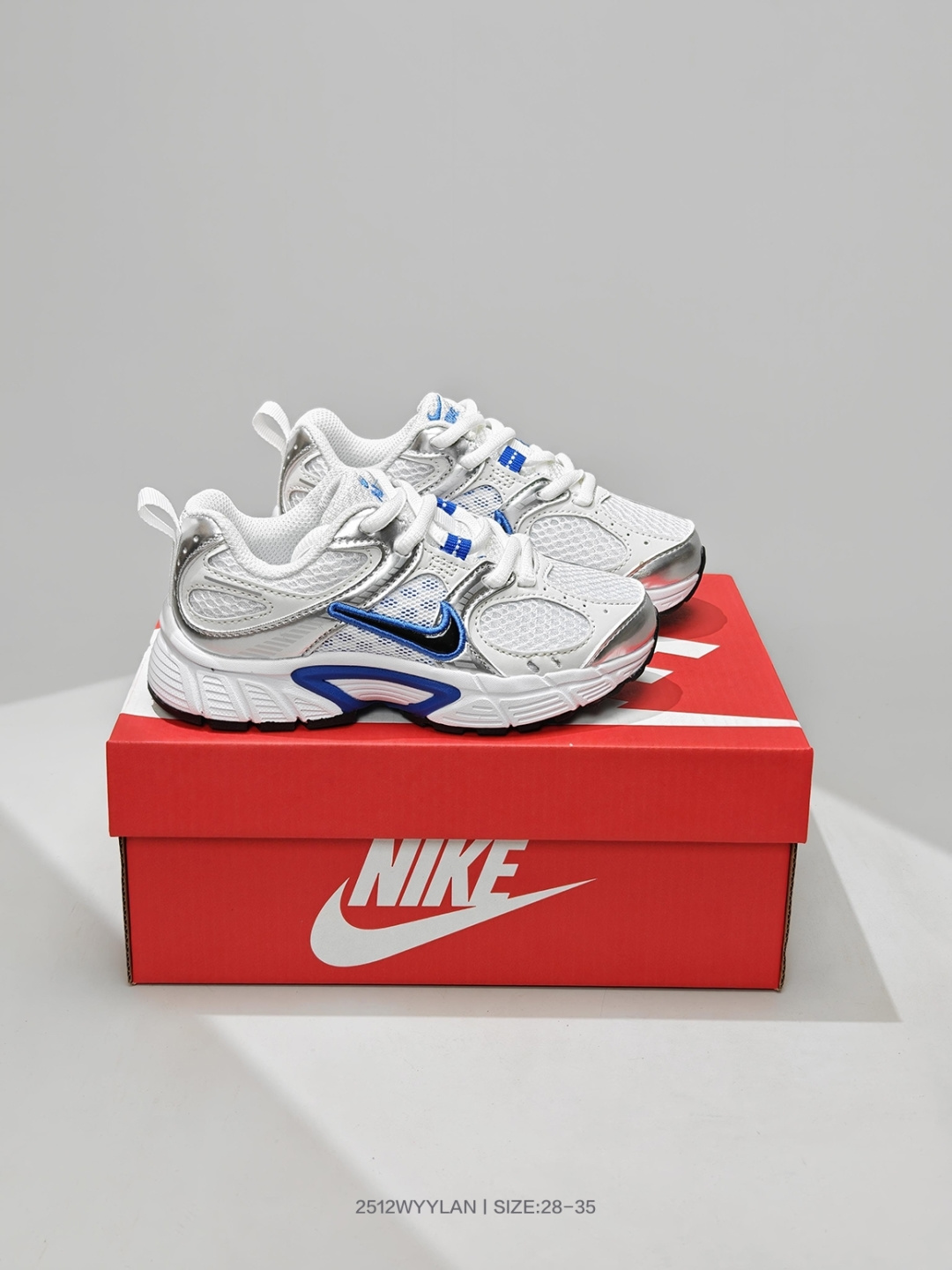 图片[4]-耐克NIKE V5 二代RNR28-35 轻量缓震支撑休闲鞋舒适防滑耐磨低帮复刻运动鞋-选品中心