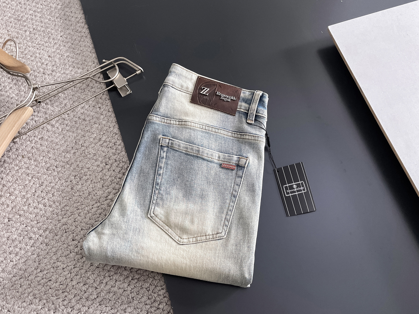 _djf9sLA2g7NqA0zEf5MjKYCaC_SlX9d2bYDdNug