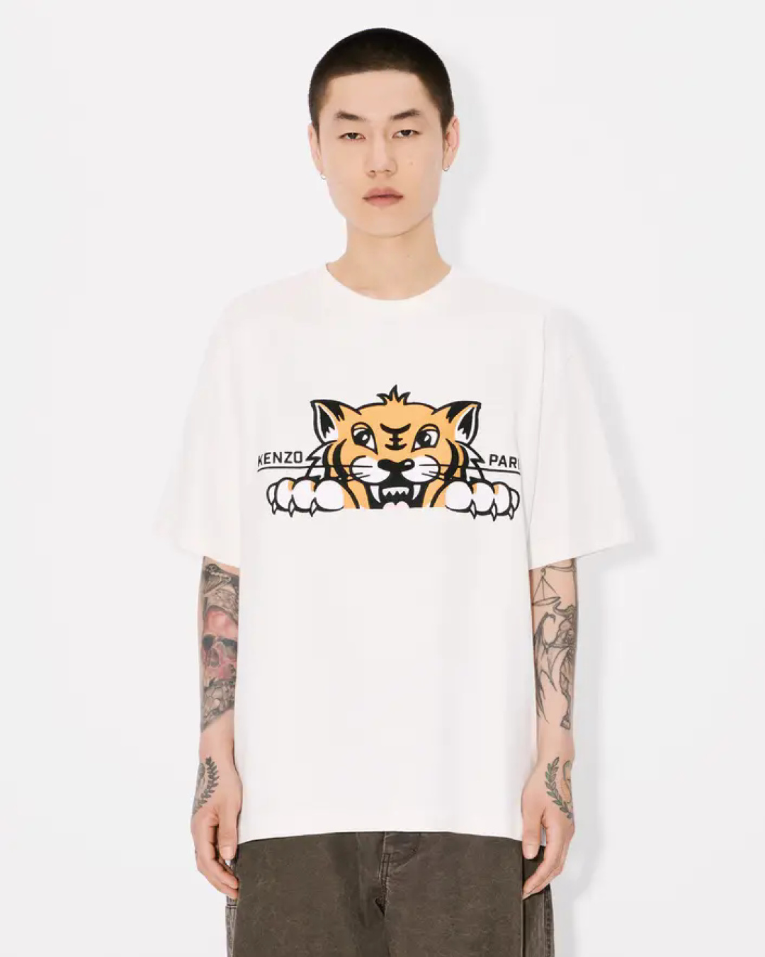 P135 kenzo camiseta de bordado pesado. Esta tela utiliza algodón puro lavado de 32 cabos en tejido liso, la tela lavada…
