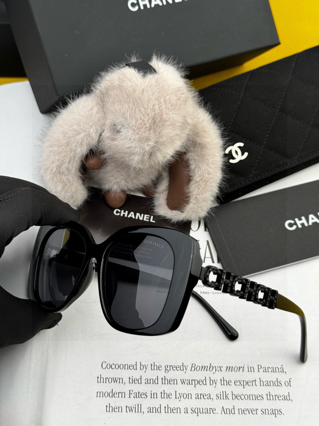 香奈儿 2025开春新款太阳镜 各路网红纷纷带起气场满分‼️ 俏皮甜美.上脸效果更佳.金属质感超好 型号