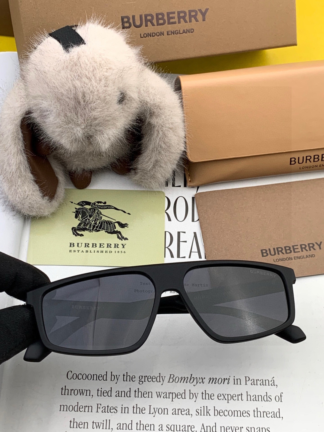 【偏光系列太阳镜】🎈原版出货 巴宝莉网红超爆款💙经典奢华全球风[强][酷][亲亲] 时尚方框太阳镜[得意