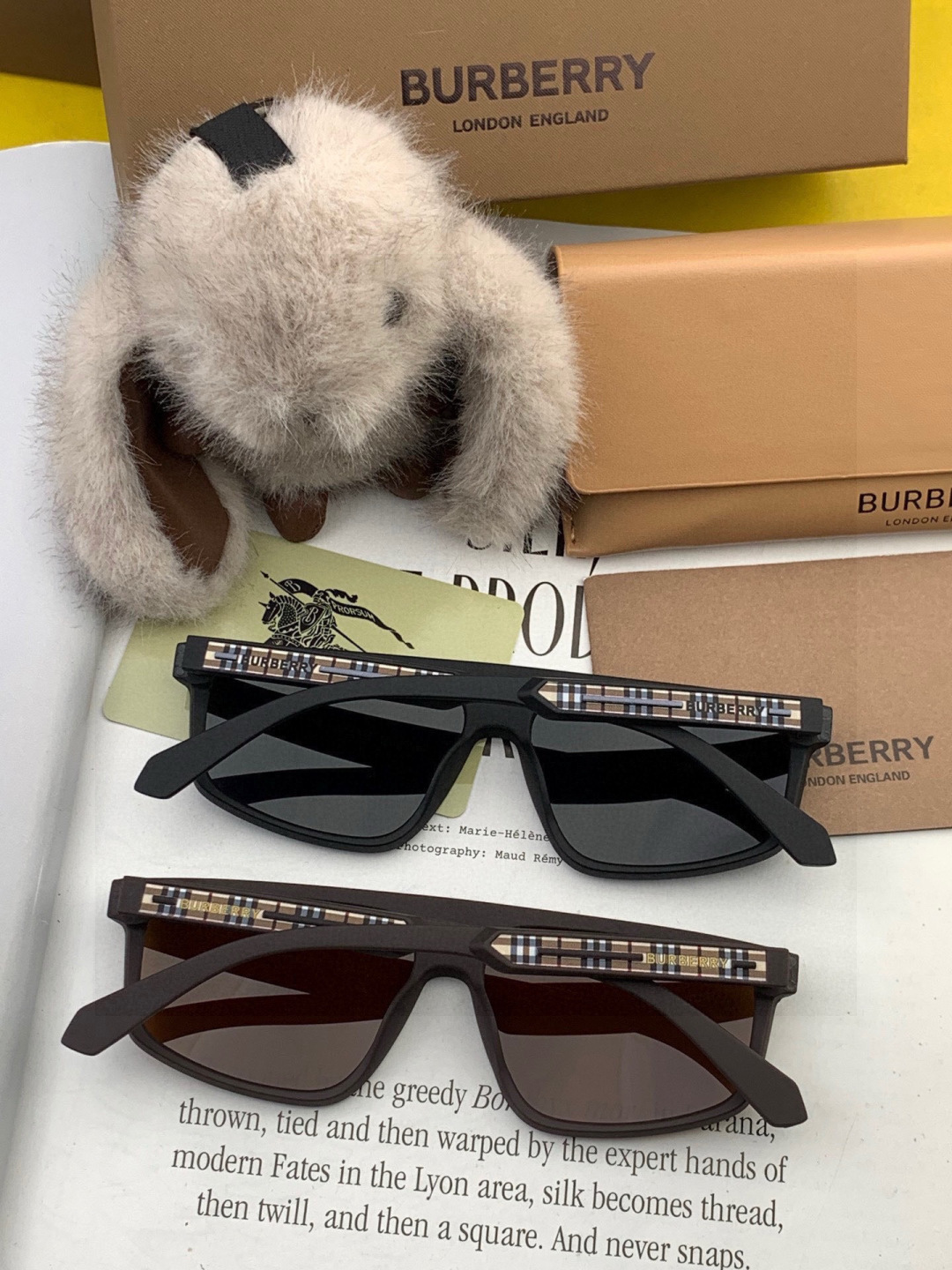 【偏光系列太阳镜】🎈原版出货 巴宝莉网红超爆款💙经典奢华全球风[强][酷][亲亲] 时尚方框太阳镜[得意