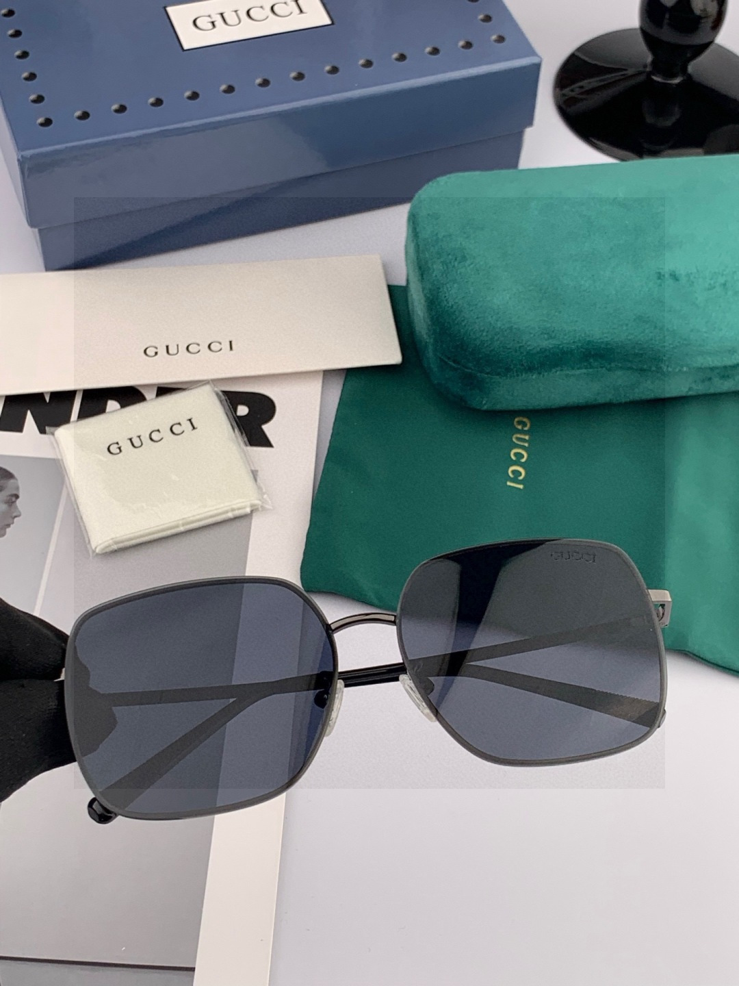 GUCCI 男款炫彩飞行员偏光太阳镜 ❤️材质：高清尼龙加厚卡槽高清偏光镜片 🌹无边框镜架💕颜👍型号：G