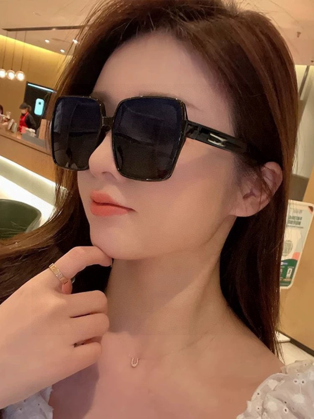 【GUCCI】2025新款潮流爆款 时尚方框太阳镜 佩戴舒适 网红潮款墨镜 女士高清加厚偏光太阳镜🕶️ 