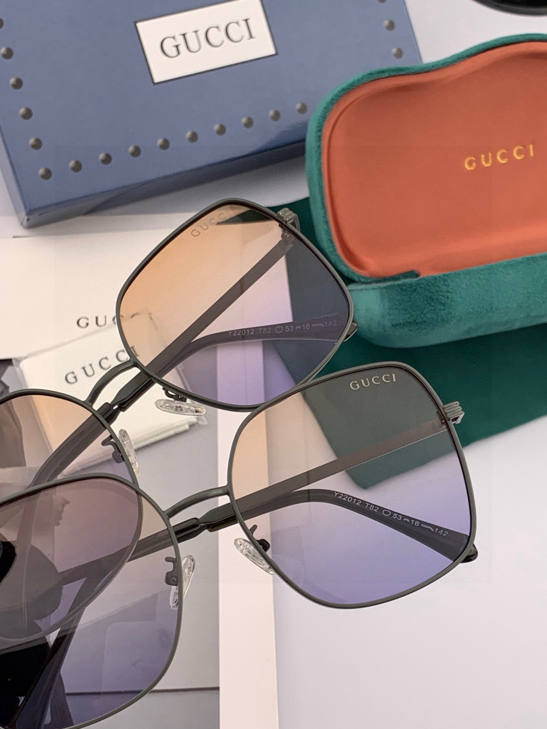 GUCCI 2025开春新款 最新款方框太阳镜 各路网红纷纷带起气场满分‼️ 俏皮甜美.上脸效果更佳.金