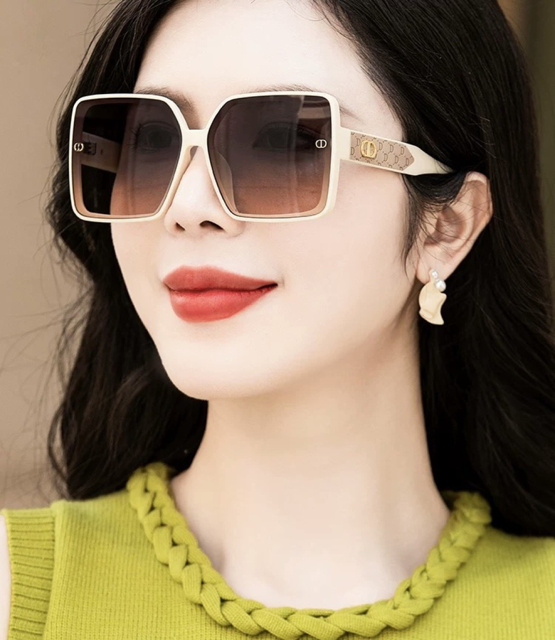 🔺 【DIOR-迪奥】2025开春新款 潮流爆款 时尚方框太阳镜 高品质 佩戴舒适 网红潮款墨镜 型号：