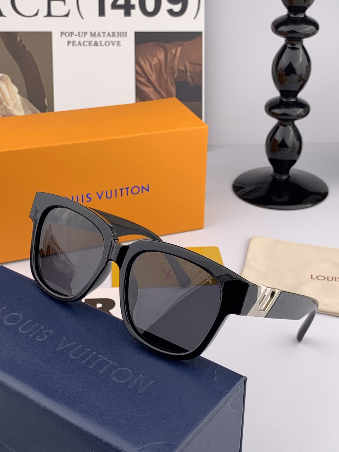 【TR偏光系列】lv大框太阳镜墨镜经典的方框设计，不挑脸型，无论搭配大衣还是连衣裙都非常显气质偏光镜片预