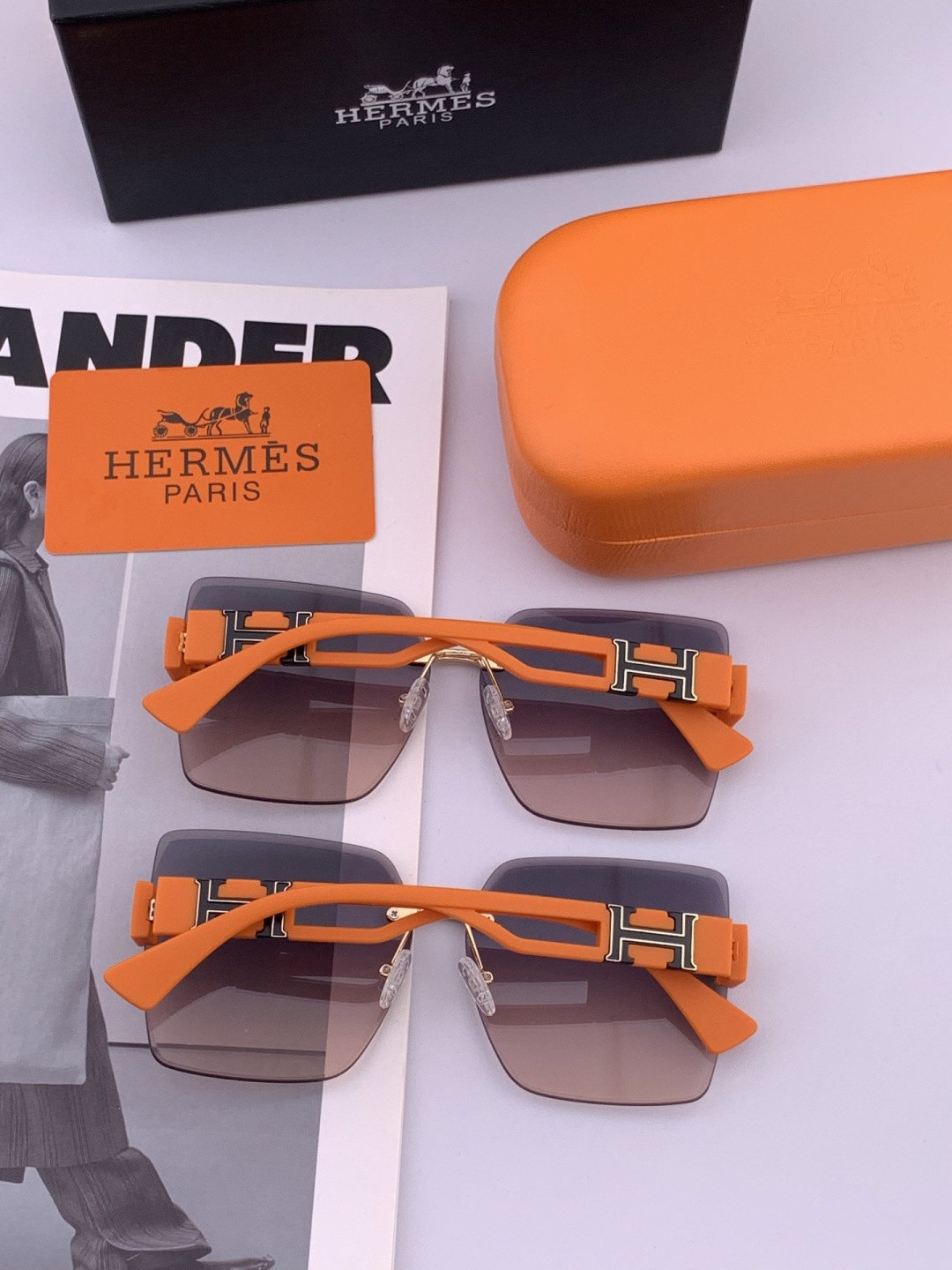 【TR偏光系列】爱马仕 经典的方框设计，不挑脸型，无论搭配大衣还是连衣裙都非常显气质尼龙偏光镜片预防紫外