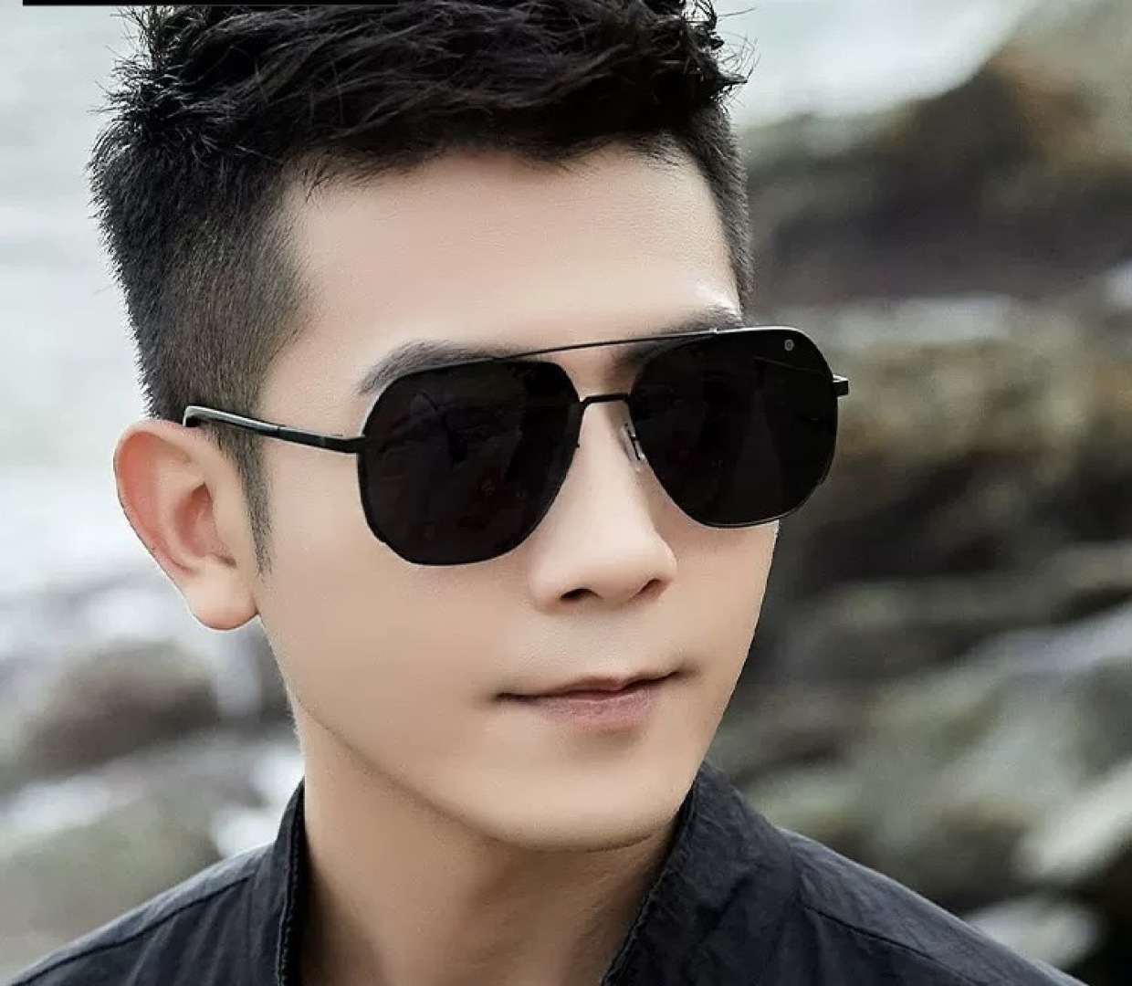 LV 男款炫彩飞行员偏光太阳镜 ❤️材质：高清尼龙加厚卡槽高清偏光镜片 🌹无边框镜架💕颜👍型号：L089