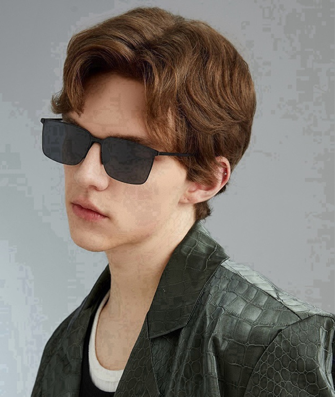 GUCCI 男款炫彩飞行员偏光太阳镜 ❤️材质：高清尼龙加厚卡槽高清偏光镜片 🌹无边框镜架💕颜👍型号：G