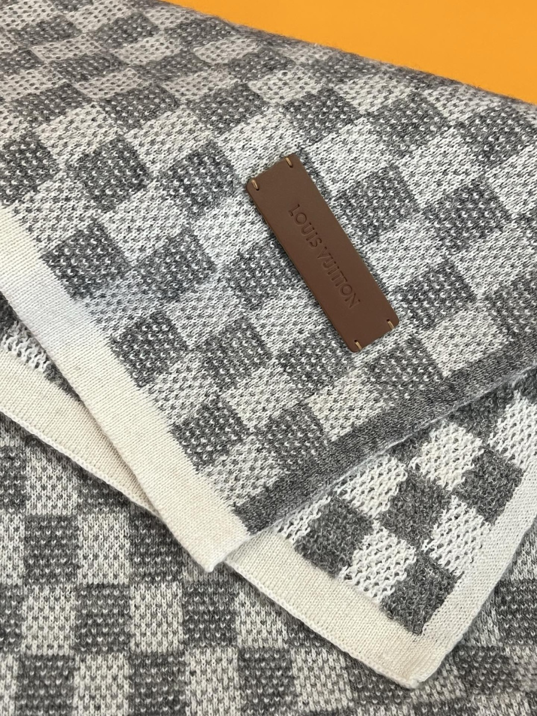 顶级原版 怒赞推荐‼️高端男士款~超级无敌软糯的男士羊绒围巾👍L家ZG同步在售，这个价格真的无敌超值！亲