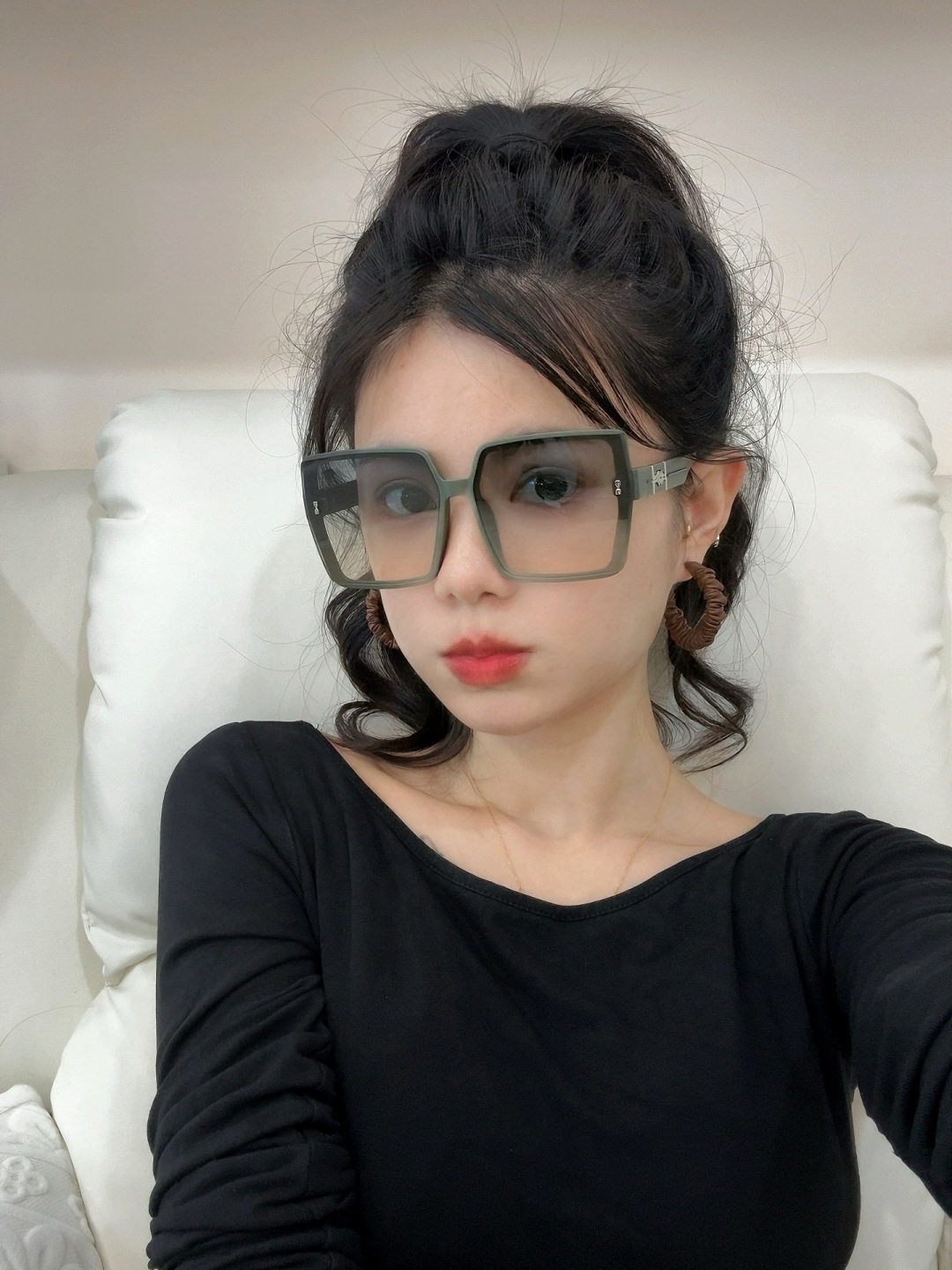 【TR尼龙系列】爱马仕 经典的方框设计，不挑脸型，无论搭配大衣还是连衣裙都非常显气质尼龙镜片预防紫外线 