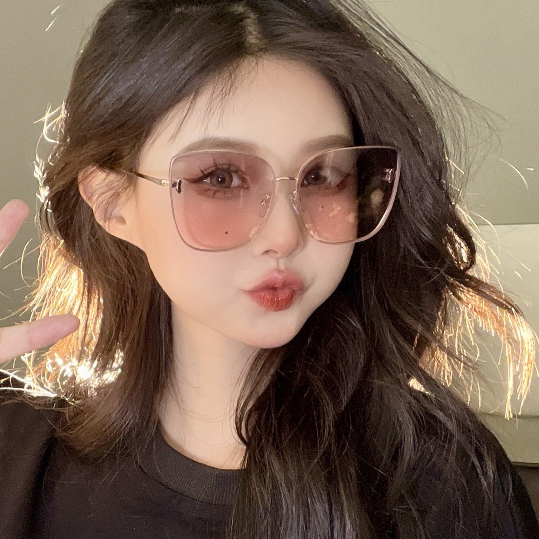 GUCCI-古驰意大利进口🇮🇹2025时尚潮流奢华装饰太阳眼镜 尼龙偏光高清太阳镜明星海报款 超高复杂工