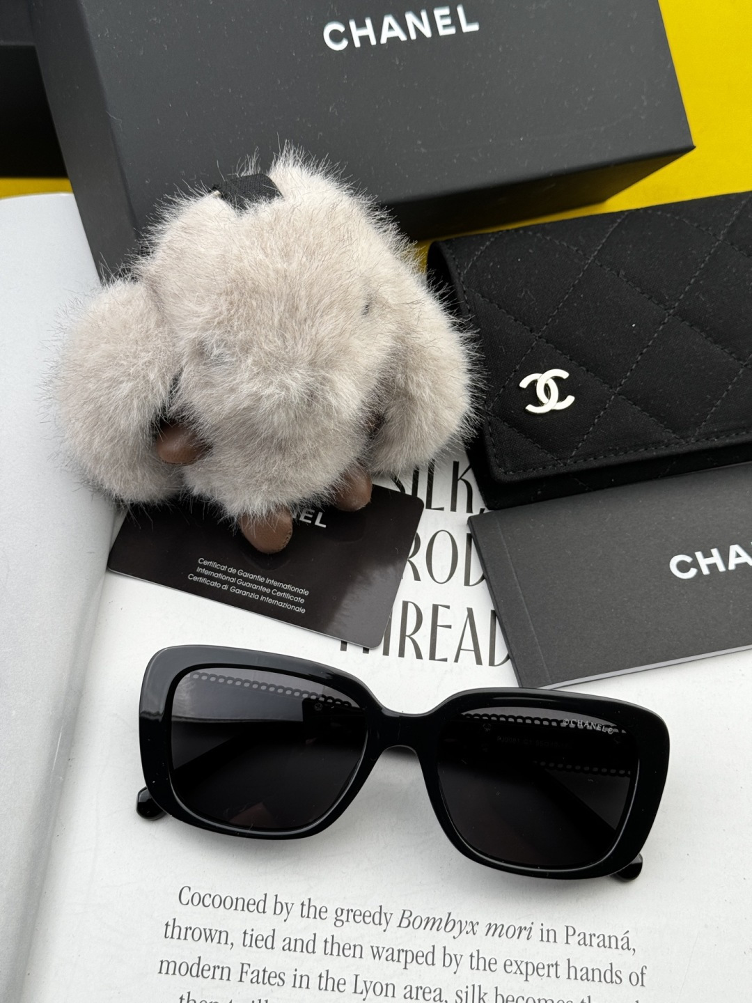 【CHANEL】香奈儿 2025新款潮流爆款 时尚方框太阳镜 佩戴舒适 网红潮款墨镜 女士高清加厚偏光太