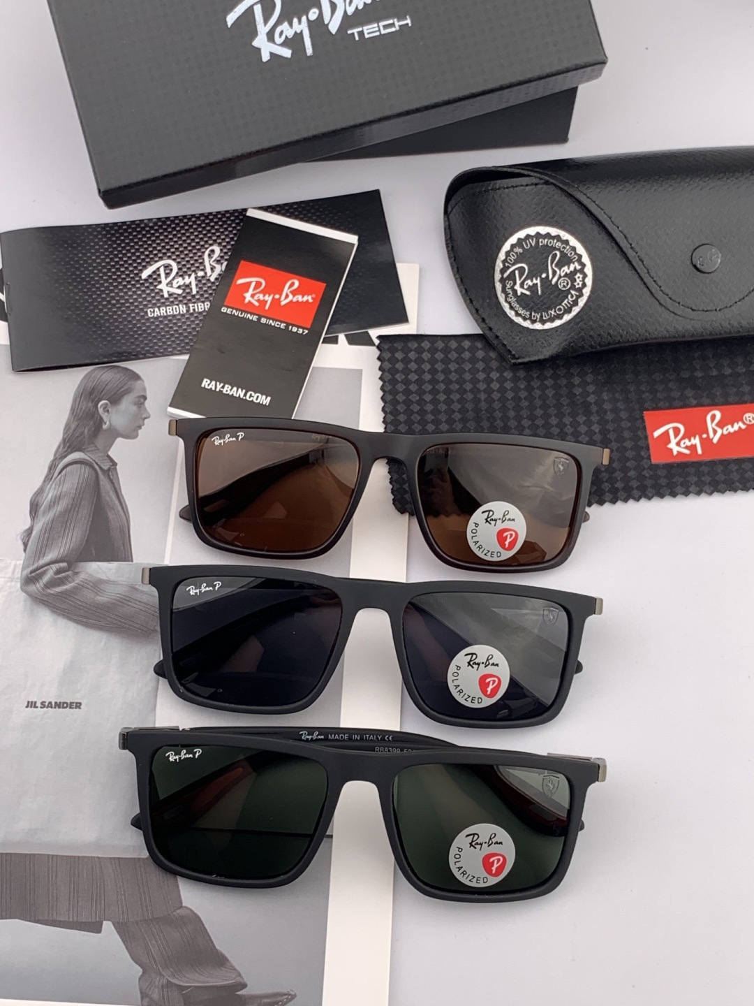 官方同步 品牌:雷朋经典男女士玻璃太阳镜 材质：美国宝丽来高清防爆钢化玻璃镜片 型号：RB7839