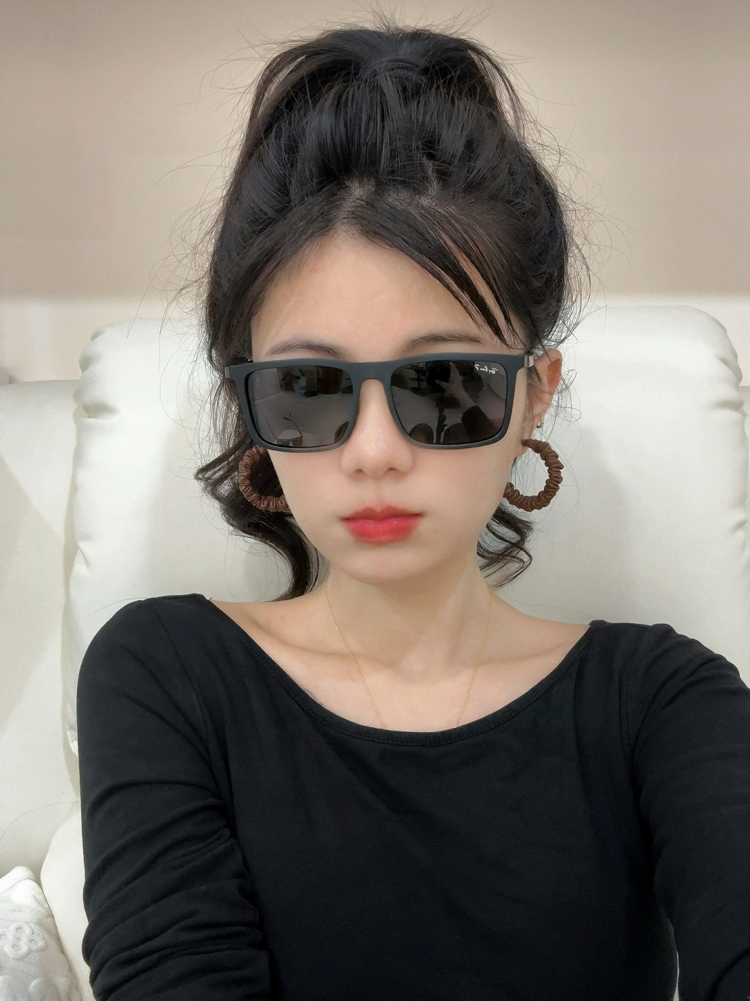 官方同步 品牌:雷朋经典男女士玻璃太阳镜 材质：美国宝丽来高清防爆钢化玻璃镜片 型号：RB7839