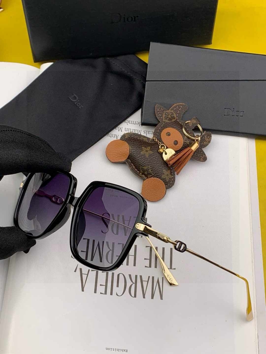 TR版本-偏光【独家大牌太阳镜无滤镜‼实拍上架 Dior官网最新发布新款太阳镜🕶，注意⚠我们是高清镜片 