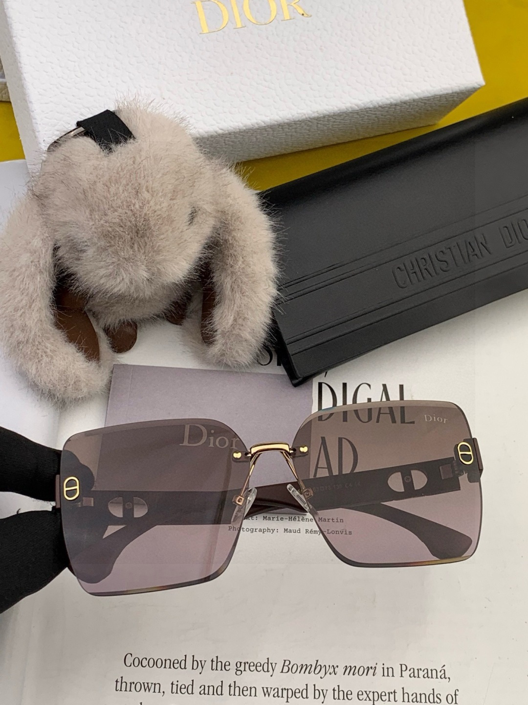 🔺 【DIOR-迪奥】2025开春新款 潮流爆款 时尚方框太阳镜 高品质 佩戴舒适 网红潮款墨镜 型号：