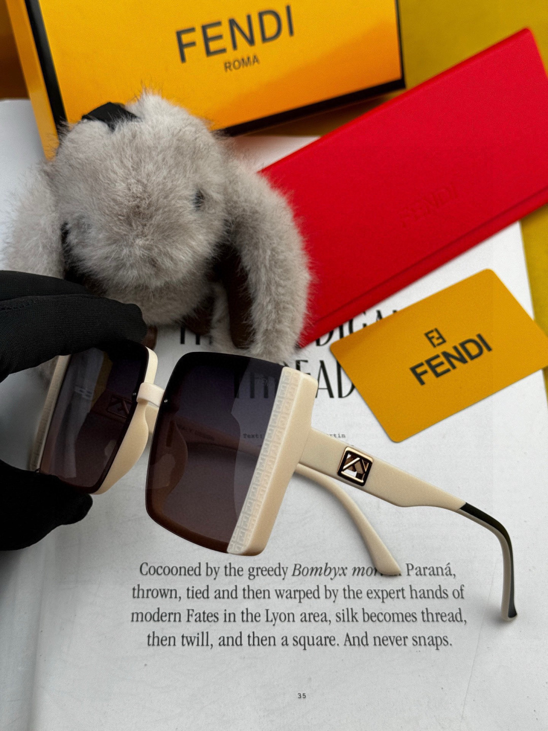 🔺 【芬迪】2025开春新款 潮流爆款 时尚方框偏光太阳镜 高品质 佩戴舒适 网红潮款墨镜 女士高清偏光