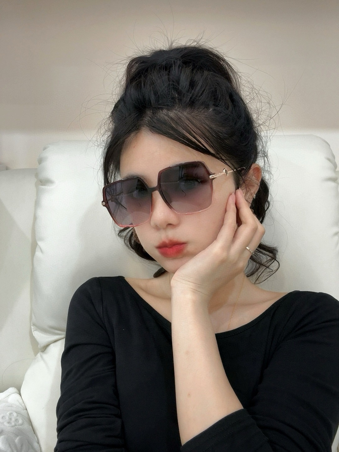 GUCCI 2025开春新款太阳镜 各路网红纷纷带起气场满分‼️ 俏皮甜美.上脸效果更佳.金属质感超好 