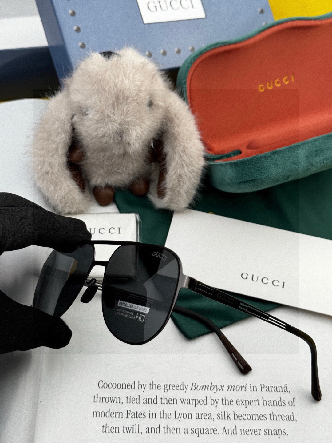 GUCC* 2025 新款男女情侣款太阳iP电镀永不褪色 卖点：超轻超有弹性整幅眼镜无螺丝重要的是压不坏