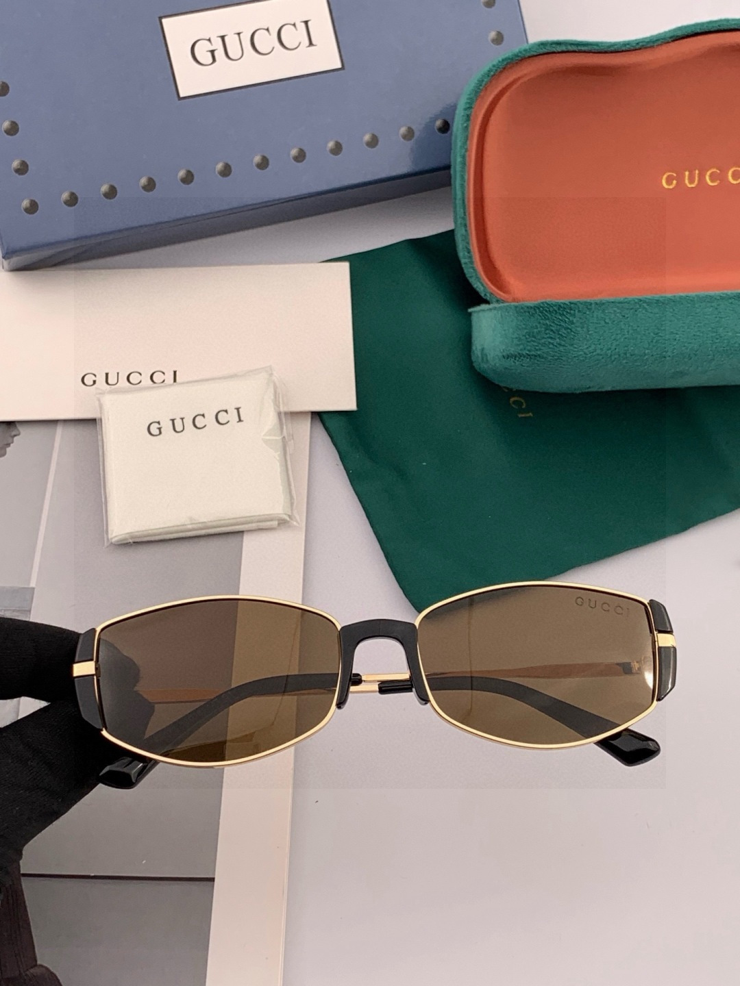 🔺 Gucci 🔻2025官方新款 众多明星同款[色]‼️‼️新款大框偏光墨镜 🌈🌈宝丽来超清加厚太阳镜