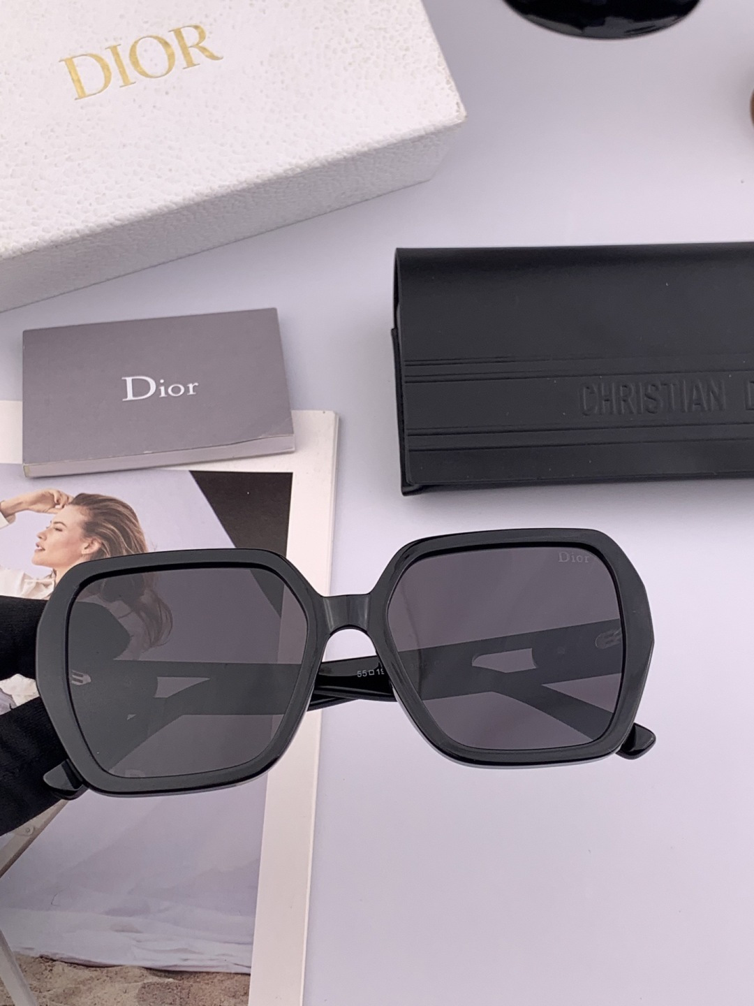 🔺 【DIOR-迪奥】2025开春新款 潮流爆款 时尚方框偏光太阳镜 高品质 佩戴舒适 网红潮款墨镜 女