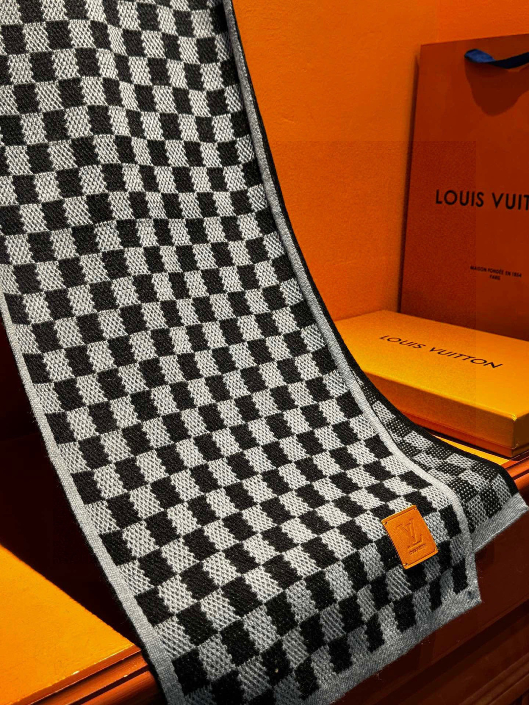 顶级原版 怒赞推荐‼️高端男士款~超级无敌软糯的男士羊绒围巾👍L家ZG同步在售，这个价格真的无敌超值！亲