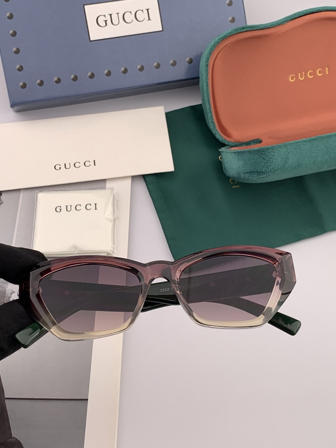 🔺 【GUCCI】2025开春新款 潮流爆款 时尚方框太阳镜 高品质 佩戴舒适 网红潮款墨镜 型号：G2