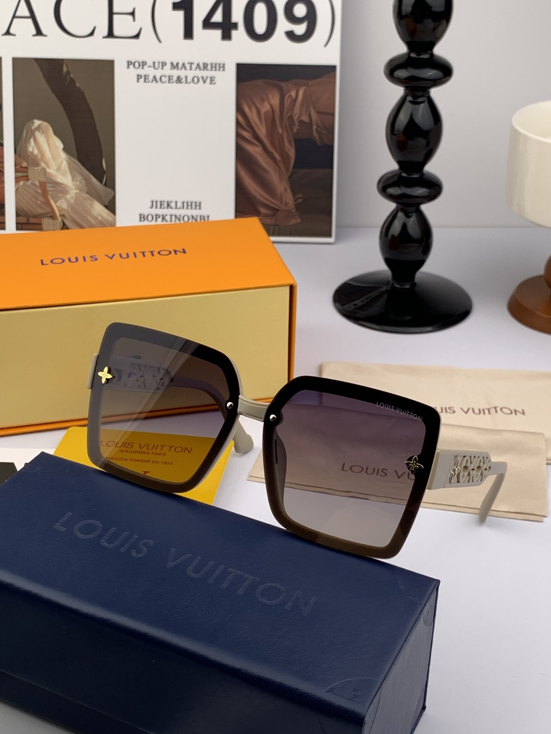 LV 太阳镜潮品官网模特同款 [玫瑰][玫瑰]四叶草🍀精致个性设计简约时尚 高品质值得拥有绝对潮爆整个夏