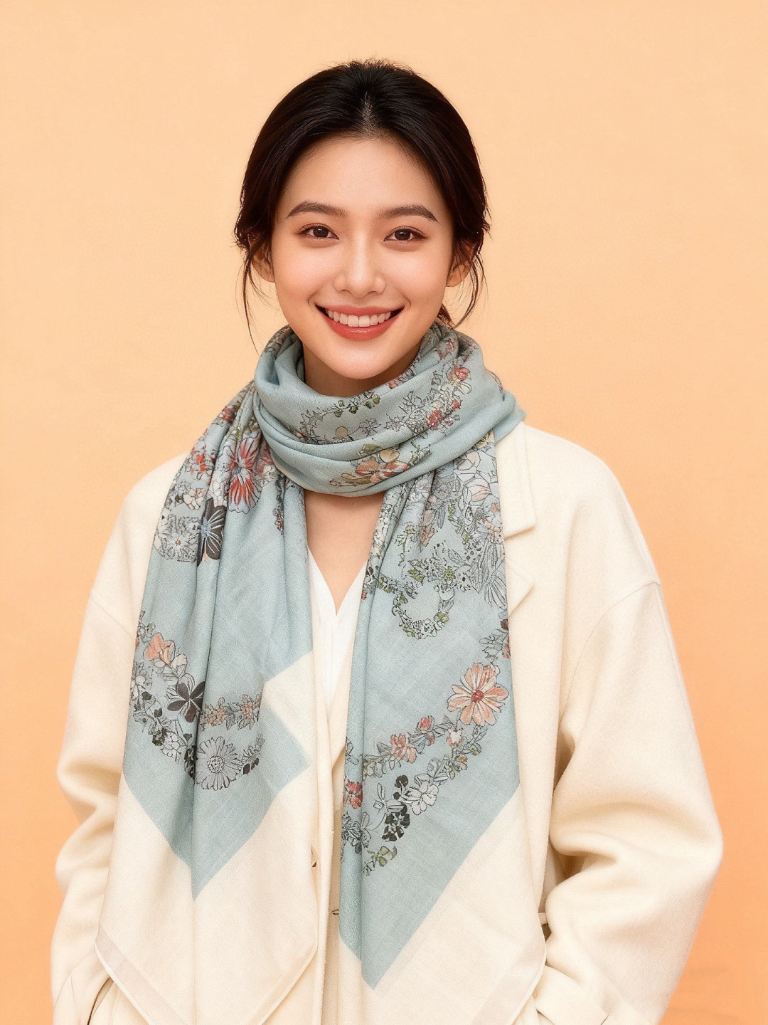 “华丽的缰辔花卉版”140丝绒方巾【140顶级丝绒双面同色披肩】手工卷边丝绒方巾（30%真丝70%羊绒）