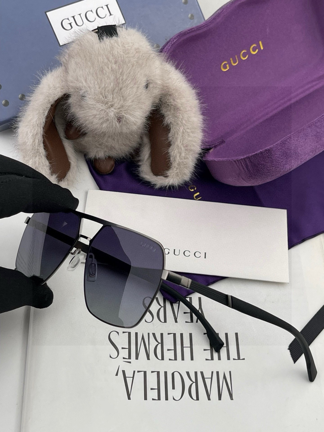 GUCCI 男款炫彩飞行员偏光太阳镜 ❤️材质：高清尼龙加厚卡槽高清偏光镜片 🌹无边框镜架💕颜👍型号：G