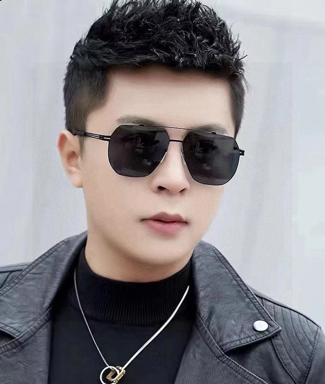 ♦️ GUCCI 2025新款男女情侣款太阳镜多边形墨镜iP电镀永不褪色 超轻超有弹性整幅眼镜无螺丝重要