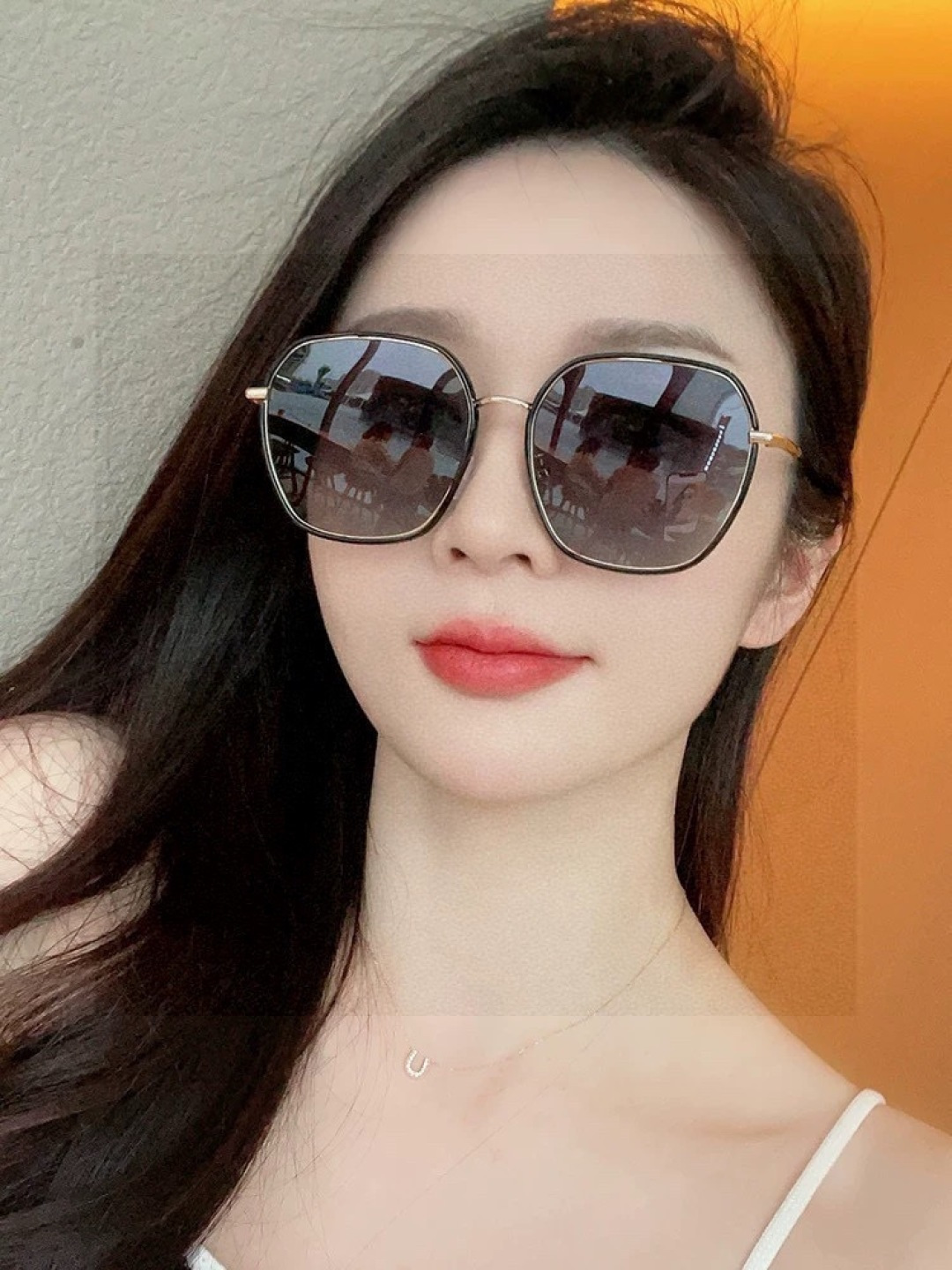 新品CHANEL 香奈儿太阳镜以独特魅力和前卫风格诠释春夏最新眼镜，质感超好佩带舒适 型号：CH9375