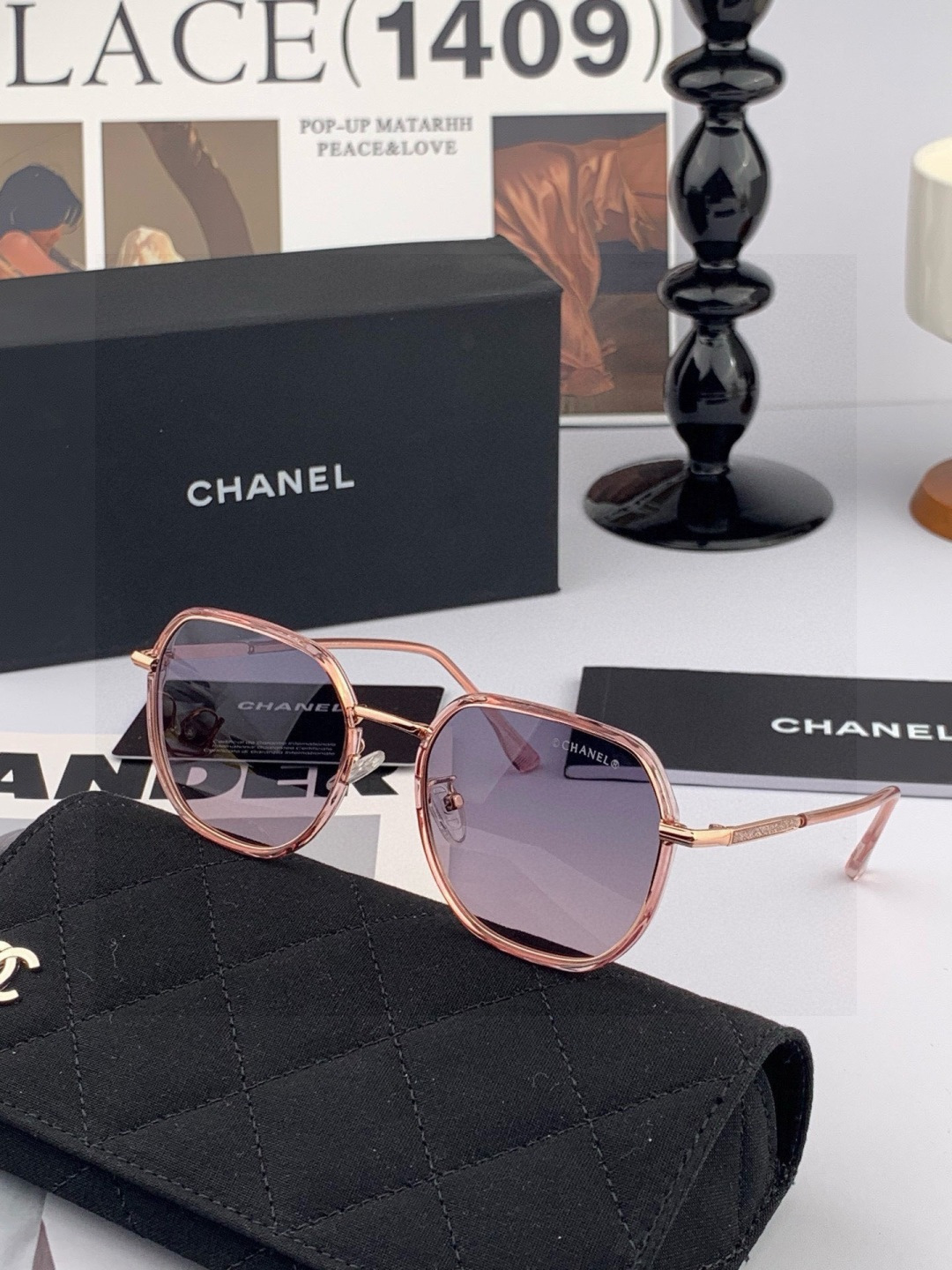 新品CHANEL 香奈儿太阳镜以独特魅力和前卫风格诠释春夏最新眼镜，质感超好佩带舒适 型号：CH9375