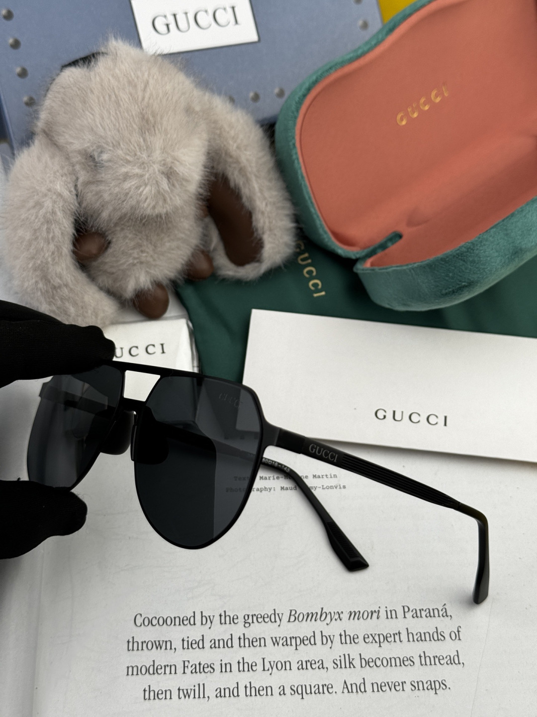 GUCCI 男款炫彩飞行员偏光太阳镜 ❤️材质：高清尼龙加厚卡槽高清偏光镜片 🌹无边框镜架💕颜👍型号：G