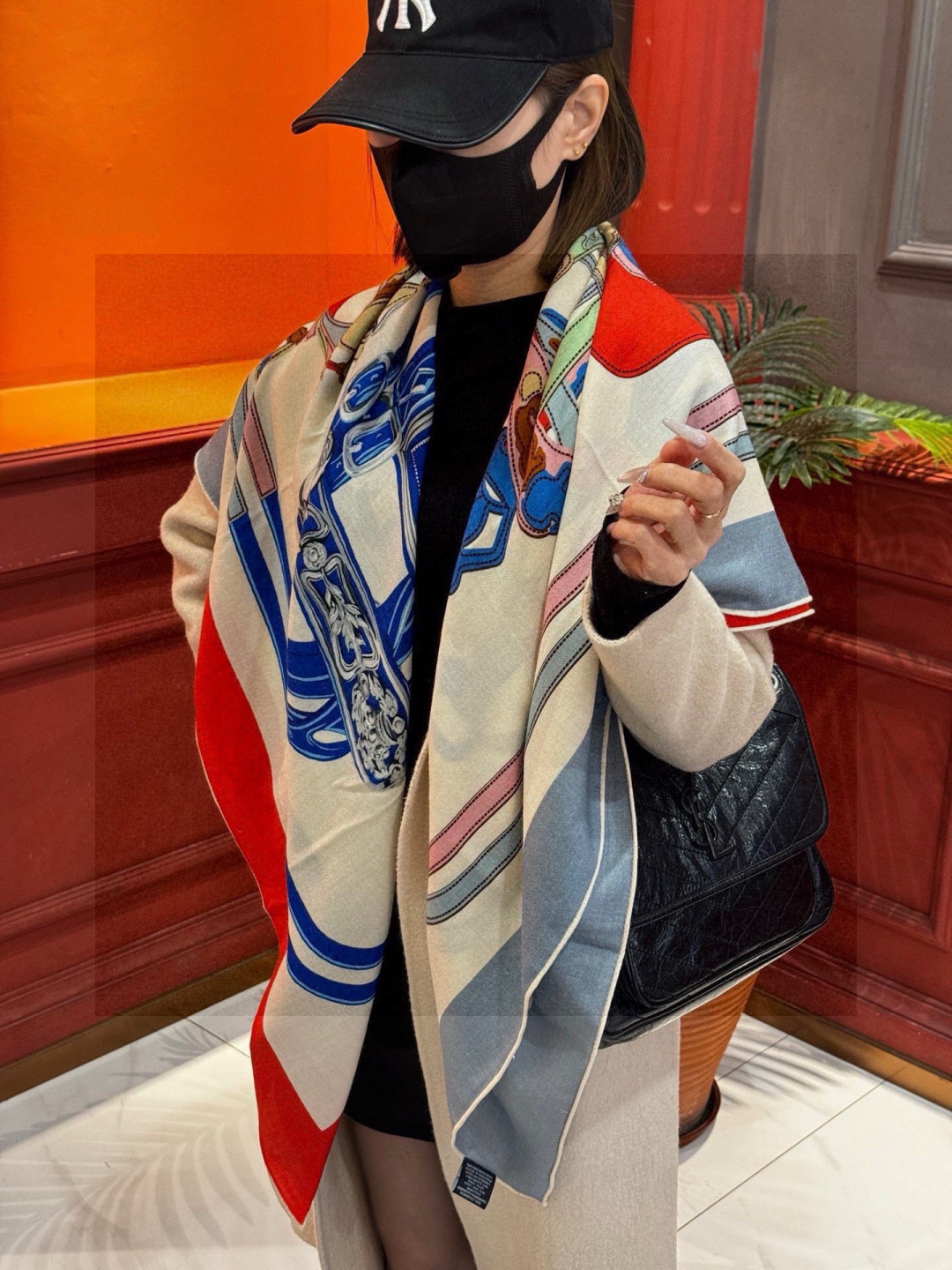 羊绒新款🆕🏇🏇买了都说好看‼️推荐💕【华丽的缰辔双面同色140】羊绒方巾，顶级工艺超值‼️爱马仕专柜爆款