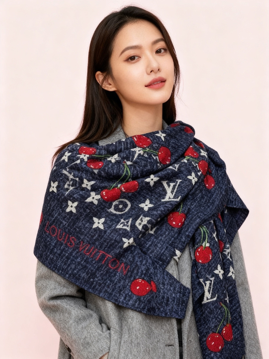 LV X TM MONOGRAMCERISE 140丝绒方巾【140双面丝绒同色】LV × TM Mon