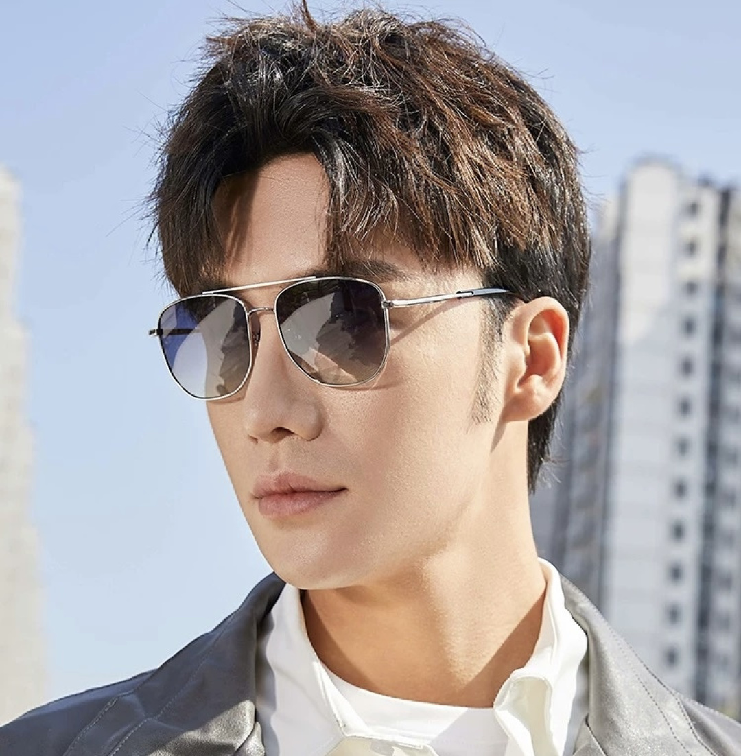 Gucci 。 高品质男女款墨镜 👍 进口宝丽来偏光镜片 。蛤蟆镜 开车钓鱼都可 。百搭显瘦墨镜韩版男士