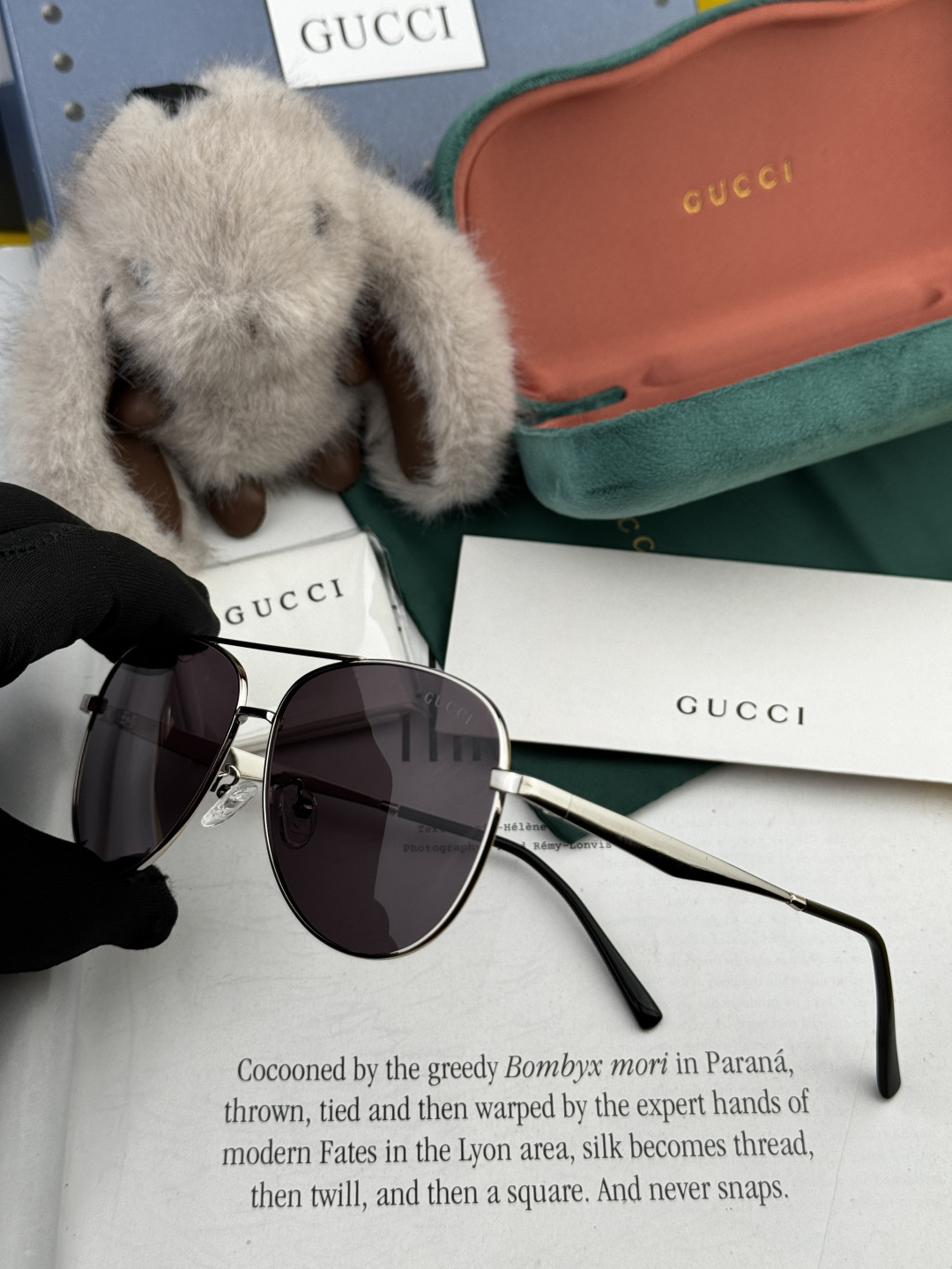 Gucci 。 高品质男女款墨镜 👍 进口宝丽来偏光镜片 。蛤蟆镜 开车钓鱼都可 。百搭显瘦墨镜韩版男士