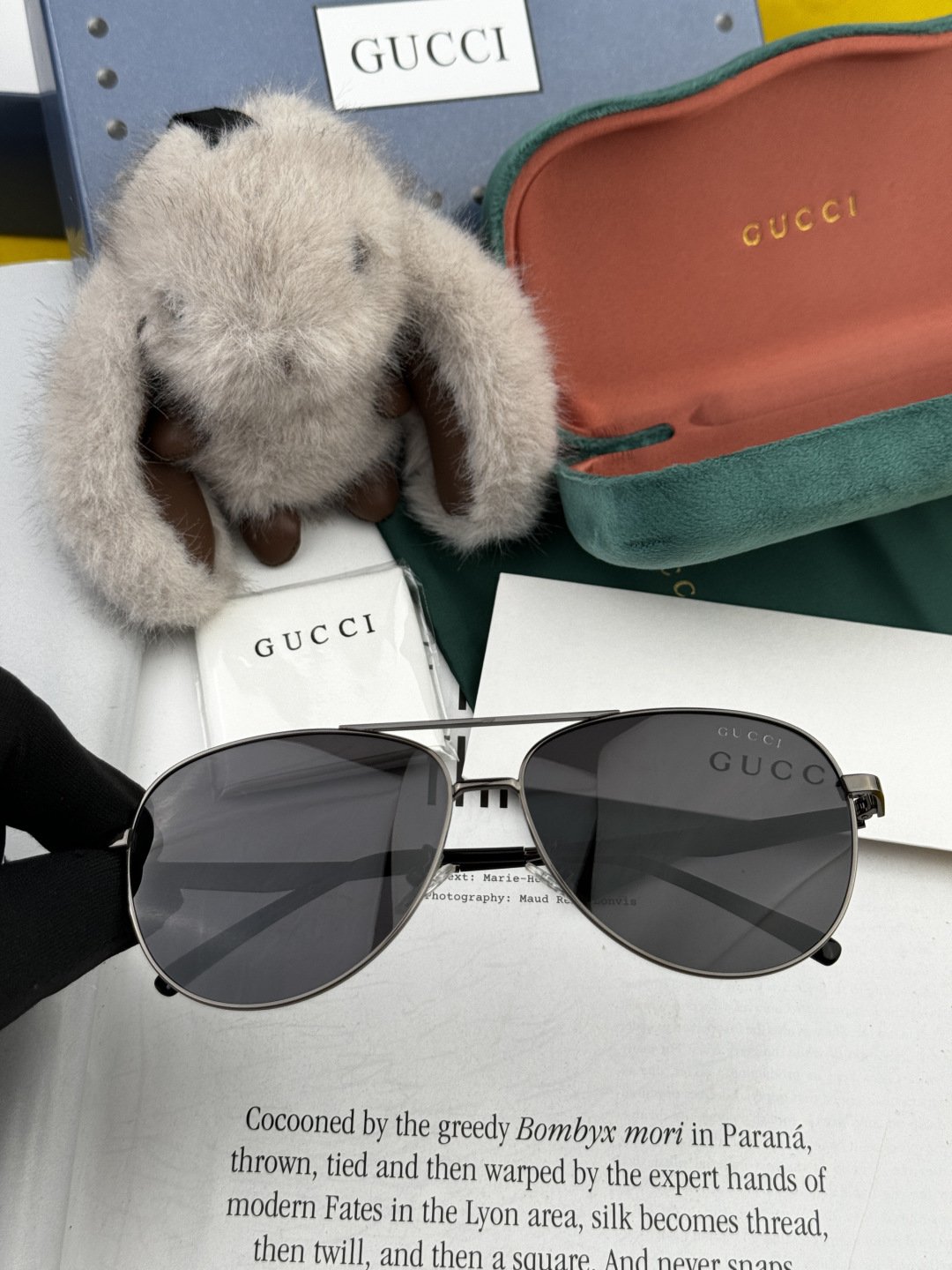 Gucci 。 高品质男女款墨镜 👍 进口宝丽来偏光镜片 。蛤蟆镜 开车钓鱼都可 。百搭显瘦墨镜韩版男士