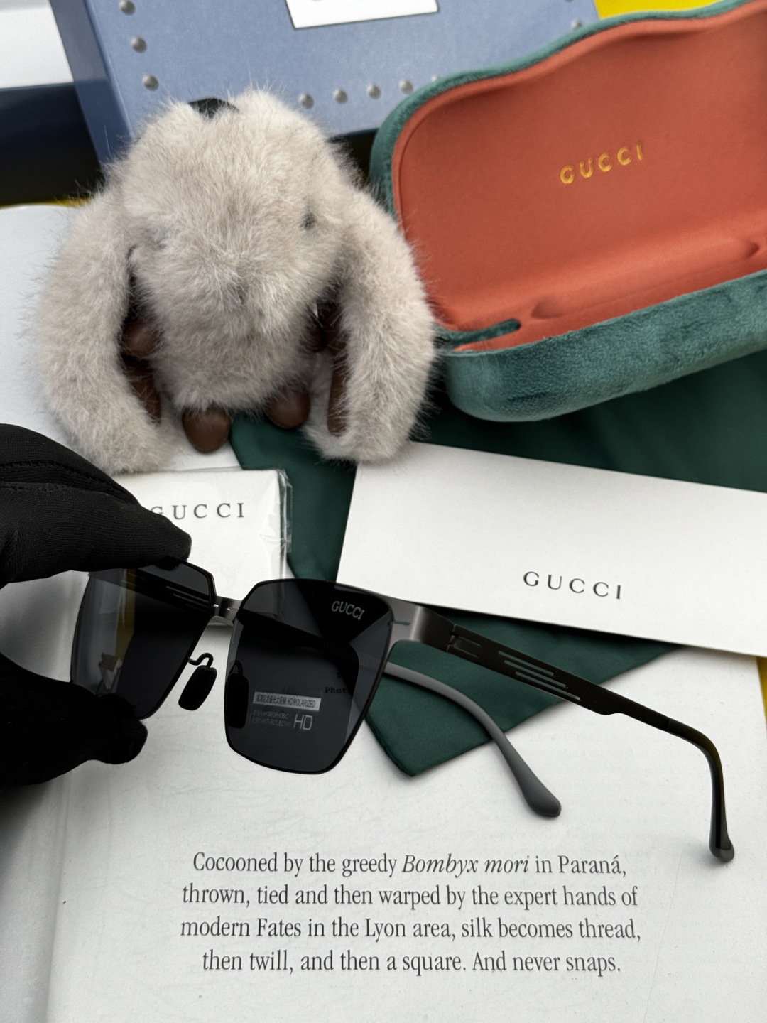 GUCC* 2025 新款男女情侣款太阳iP电镀永不褪色 卖点：超轻超有弹性整幅眼镜无螺丝重要的是压不坏