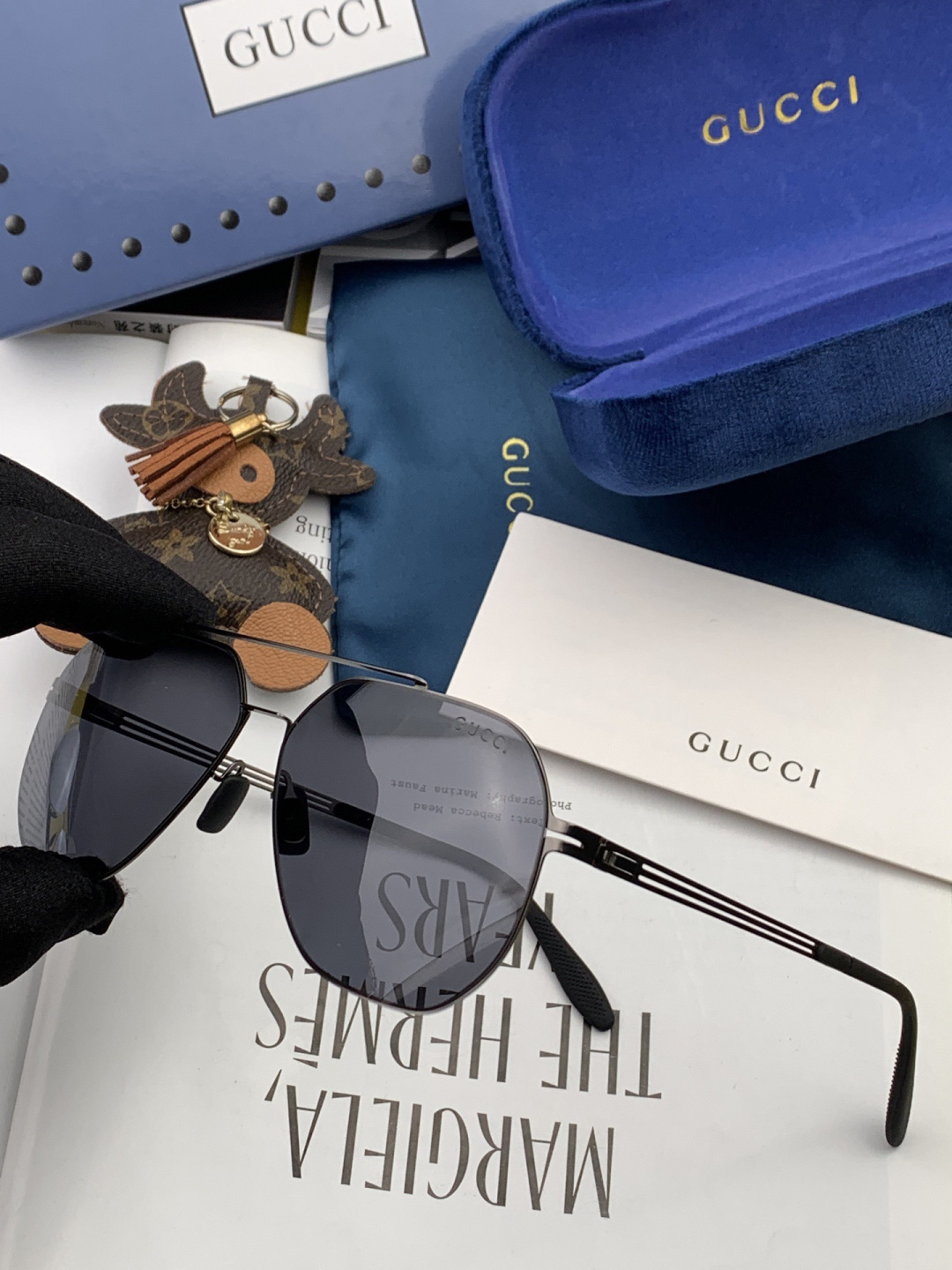 ♦️ GUCCI 🌾新款男女情侣款太阳镜多边形墨镜iP电镀永不褪色 超轻超有弹性整幅眼镜无螺丝重要的是压