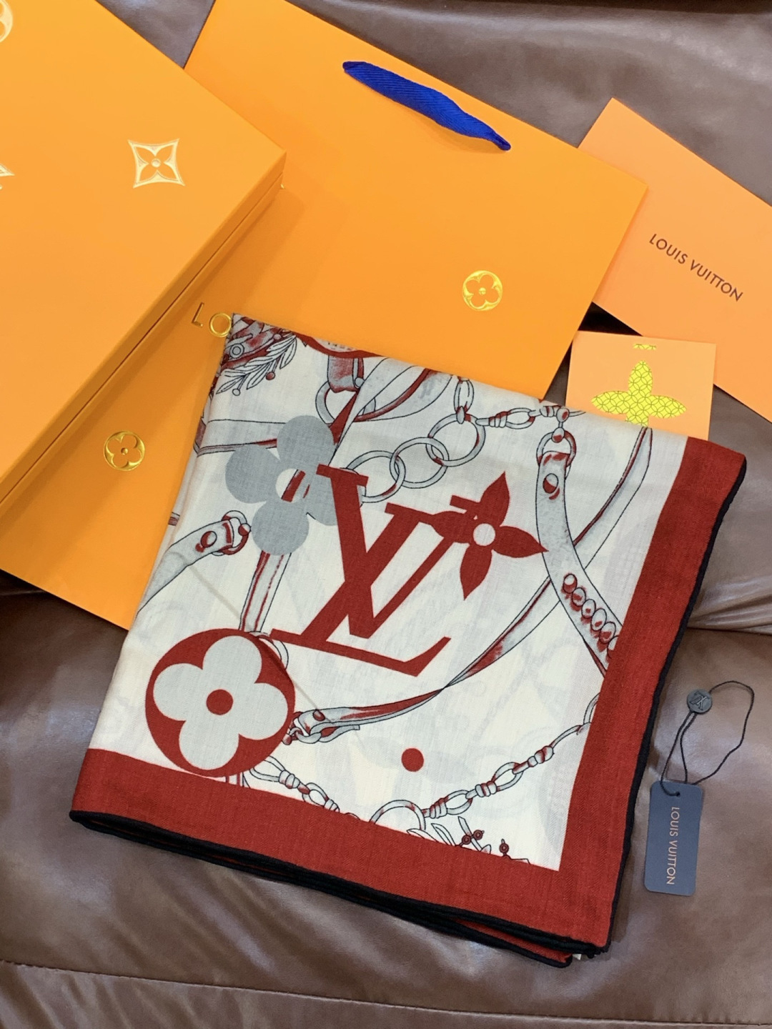 LV x TM 140披肩【140顶级丝绒双面同色披肩】本款LVxTMMonogram Multicol