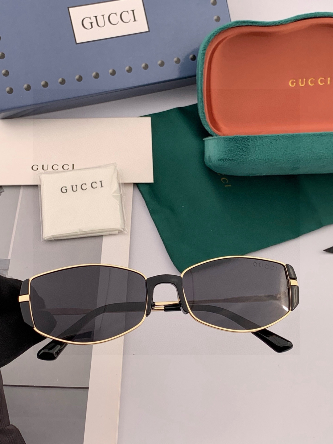 🔺 Gucci 🔻2025官方新款 众多明星同款[色]‼️‼️新款大框偏光墨镜 🌈🌈宝丽来超清加厚太阳镜