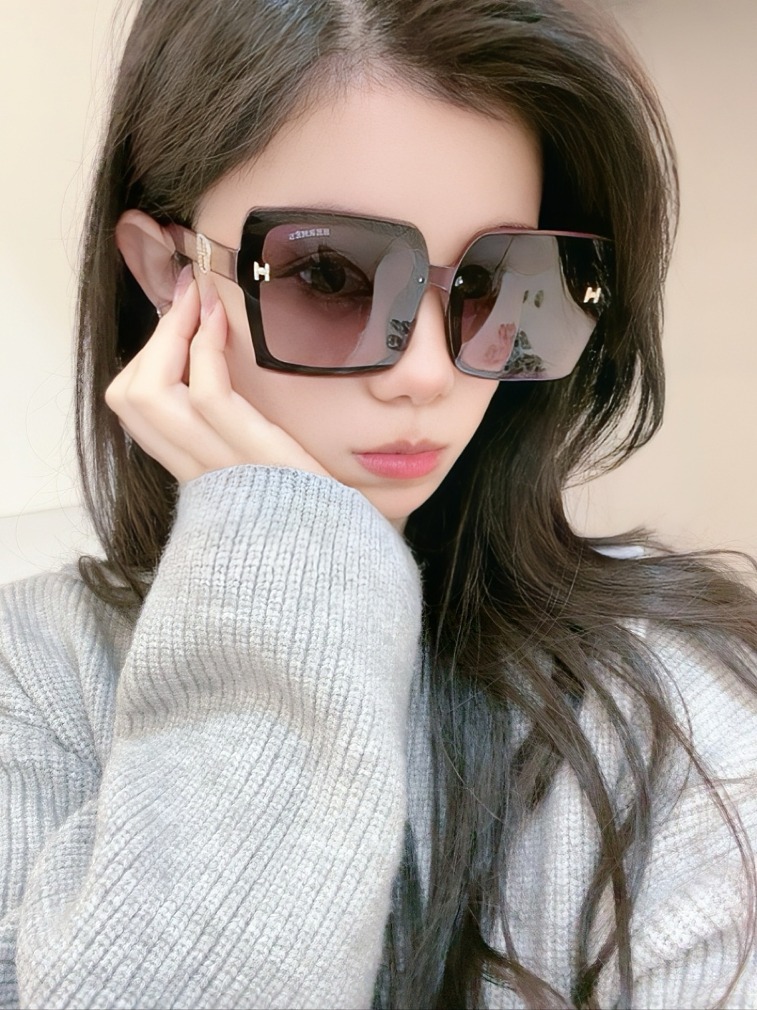 【TR偏光系列】爱马仕 经典的方框设计，不挑脸型，无论搭配大衣还是连衣裙都非常显气质尼龙偏光镜片预防紫外