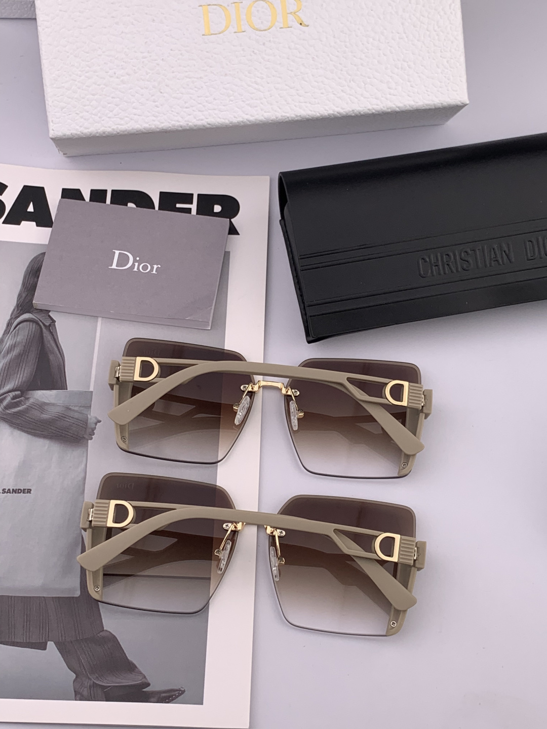 🔺 【DIOR-迪奥】2025开春新款 潮流爆款 时尚方框太阳镜 高品质 佩戴舒适 网红潮款墨镜 女士高