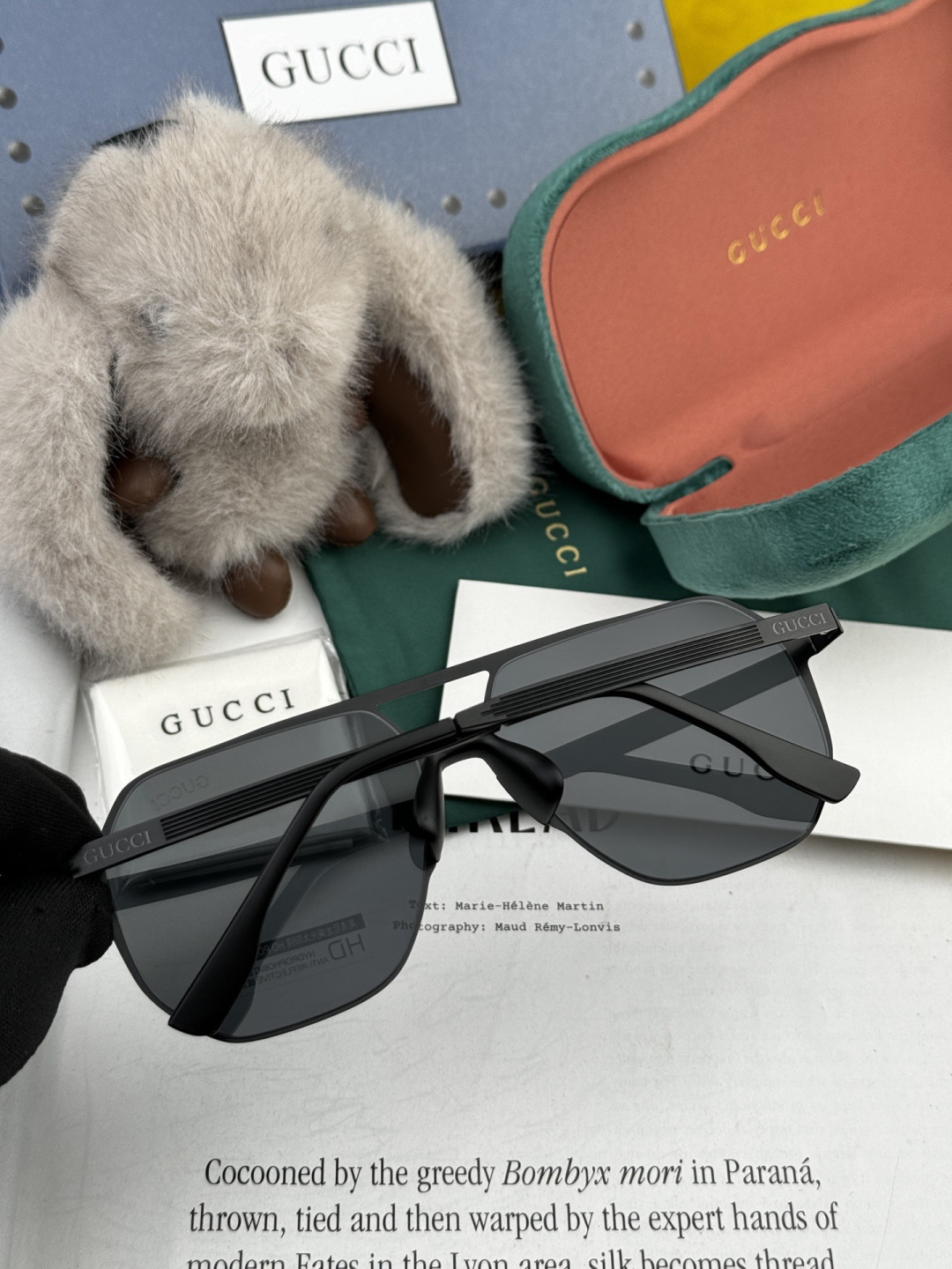 GUCCI 男款炫彩飞行员偏光太阳镜 ❤️材质：高清尼龙加厚卡槽高清偏光镜片 🌹无边框镜架💕颜👍型号：G